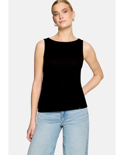 Zero Black Basic Shirt Mit U-Boot-Ausschnitt
