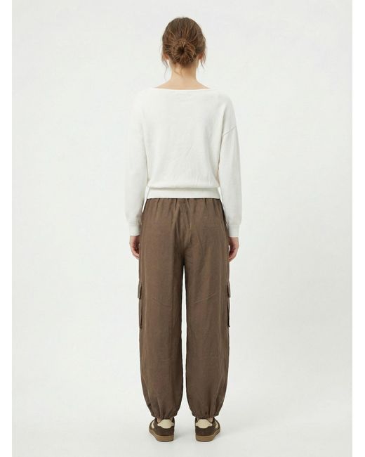 Studio Select White Pullover Hedda