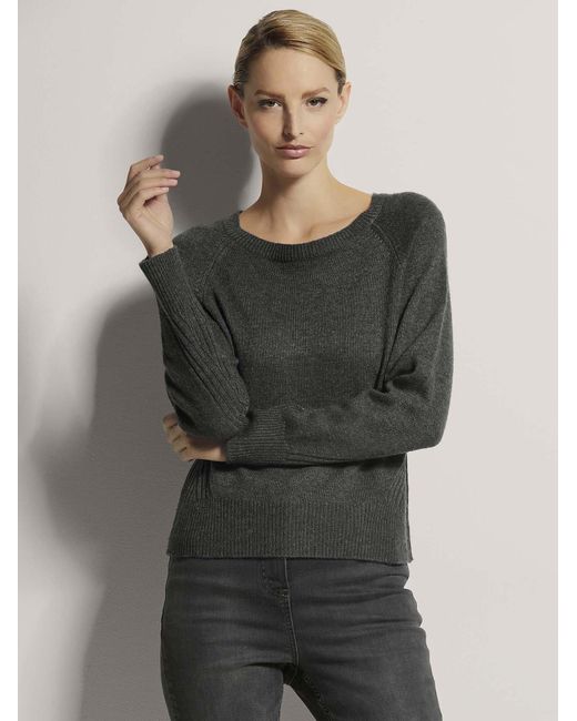 Madeleine Black Pullover