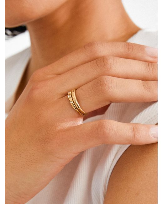 Pilgrim White Ring Fire