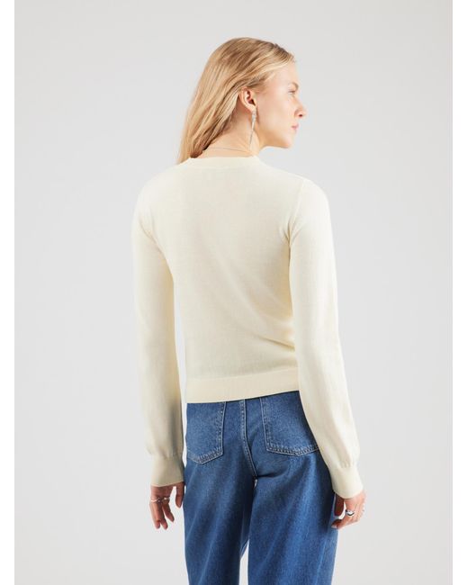 Balmohk White Pullover