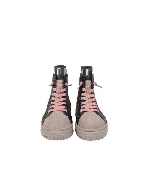CRICKIT Brown Sneaker Sole