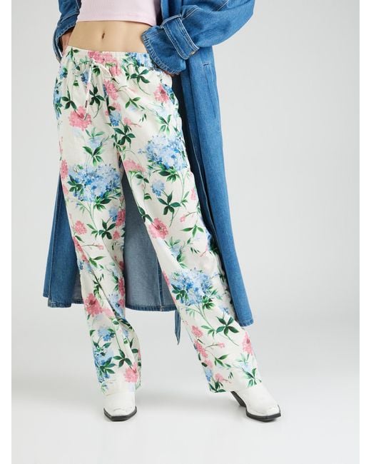 Rich & Royal White Hose