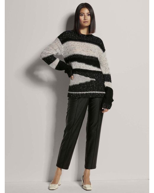 Madeleine Black Pullover