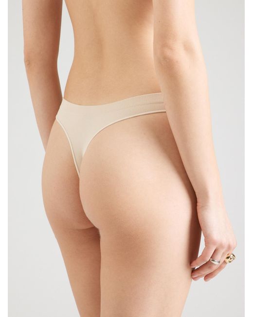 ONLY Natural String Vicky