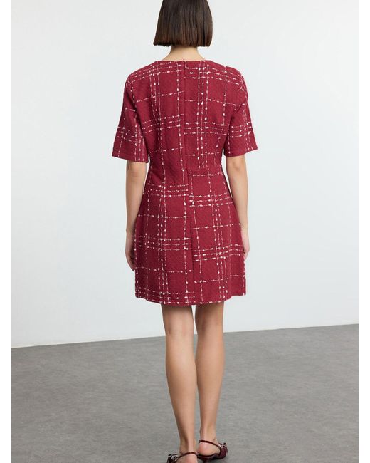 Trendyol Red Kleid