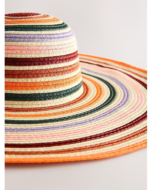 Next Multicolor Hut