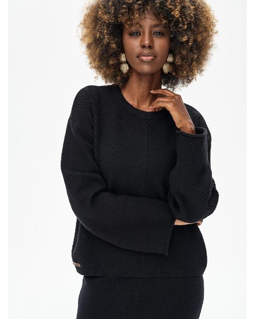 Blue Shadow Black Pullover