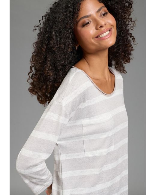 Laura Scott White Pullover
