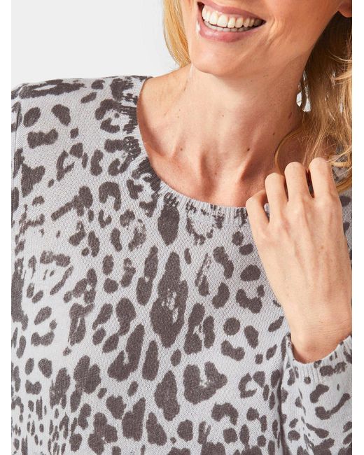 Goldner White Pullover