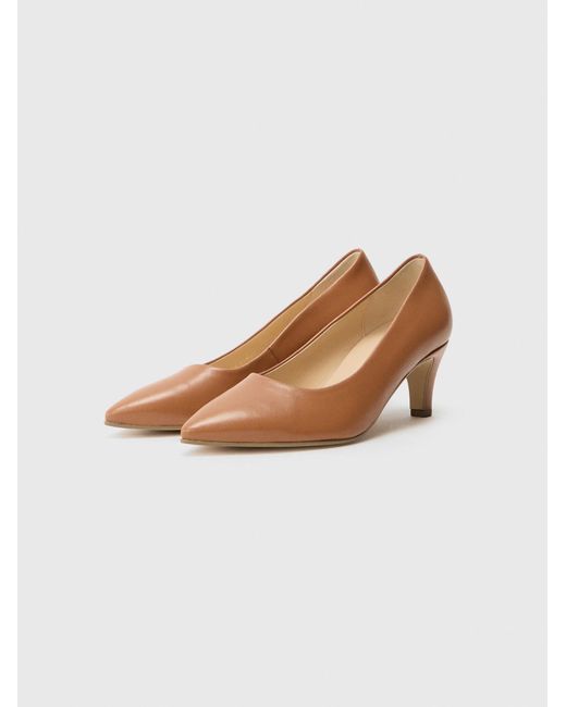 Gabor White Pumps
