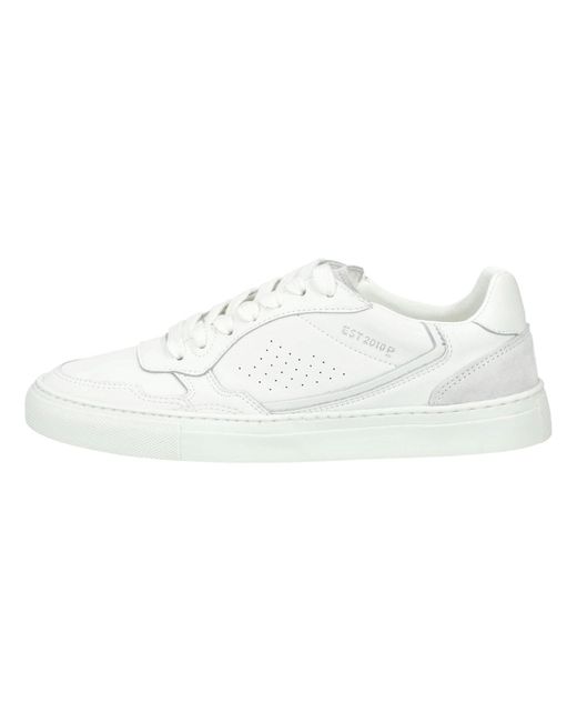 Pavement White Sneaker