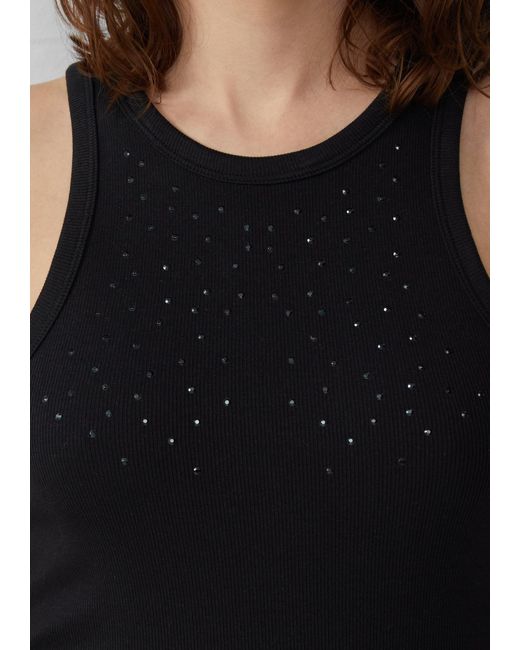 QS Black Top