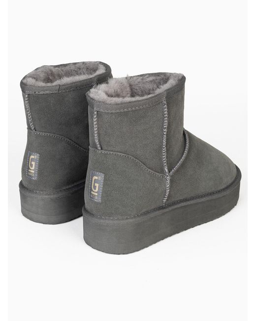 Gooce Gray Boots Thimble