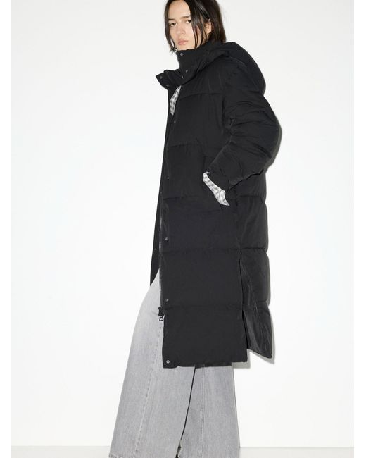 Pull&Bear Black Mantel