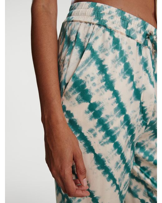 EDITED Green Hosen Stina
