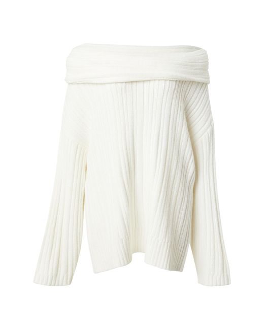 millane White Pullover