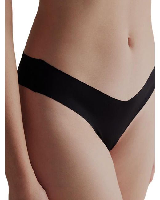 C&City Black String