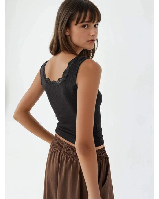 Busem Black Top