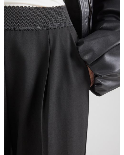 M·a·c Black Hose