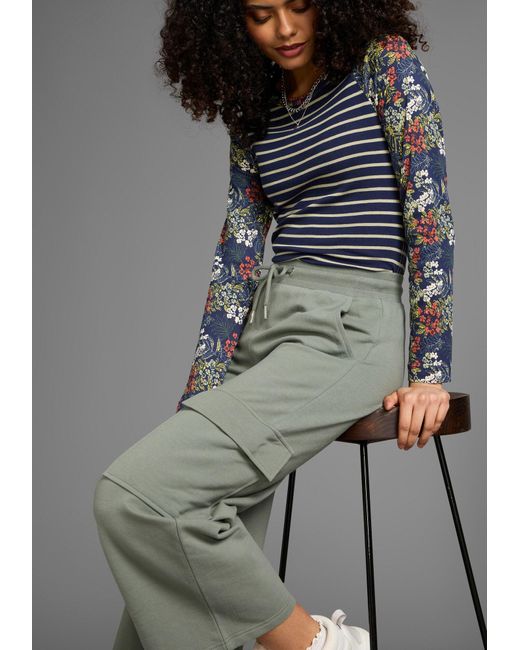 Kangaroos Green Hose