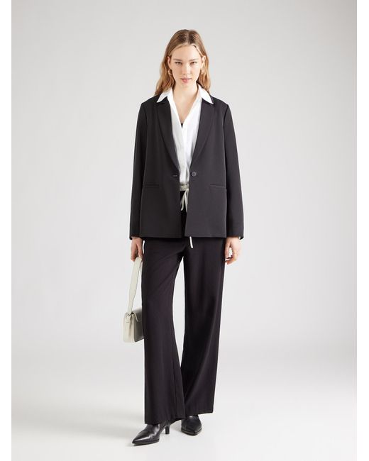 Comma, Blue Blazer