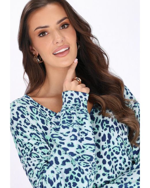 faina Blue Pullover