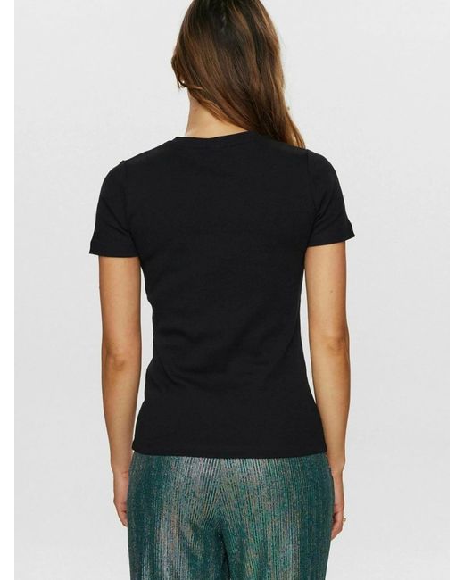 Numph Black T-Shirt Nuriley