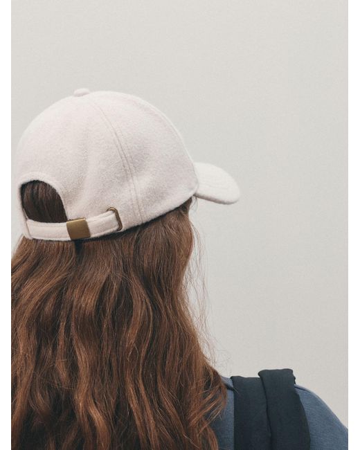 Next White Cap