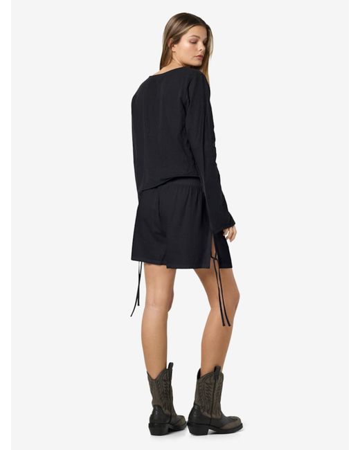 Noisy May Black Shorts 'Nmleilani'