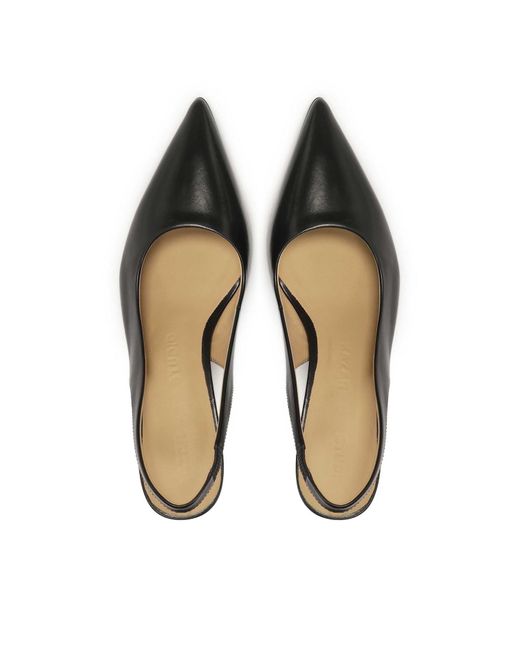 Kazar White Pumps