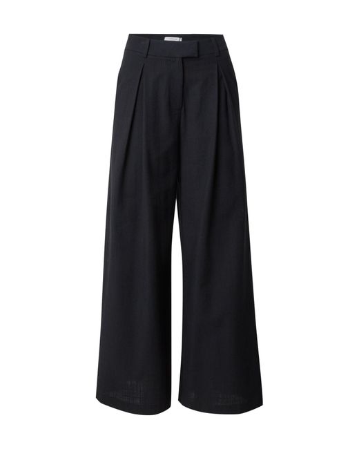 millane Black Hose