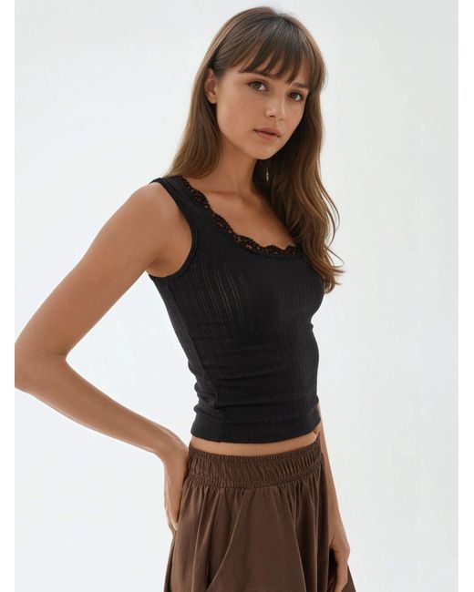Busem Black Top