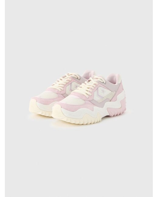 Converse Pink Sneaker Wave Motion