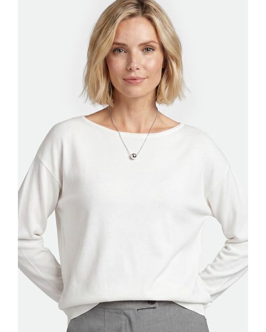 Usha White Pullover