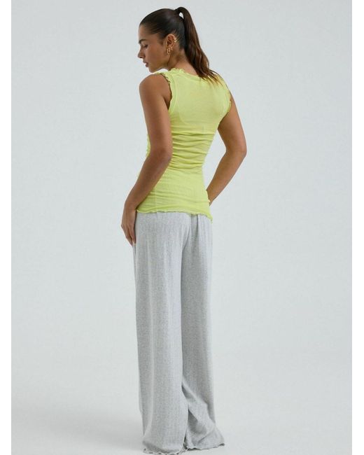Seamless Basic Green Top Flounce