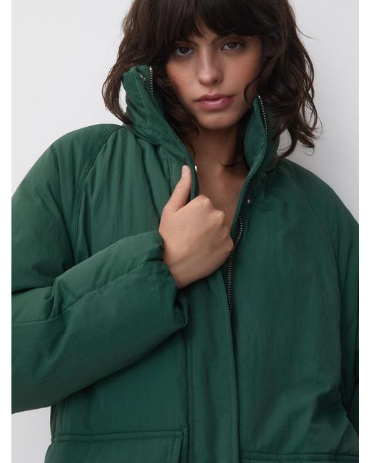 Pull&Bear Green Mantel