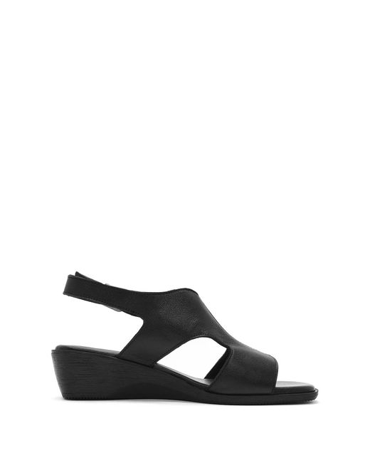 Derimod White Sandale