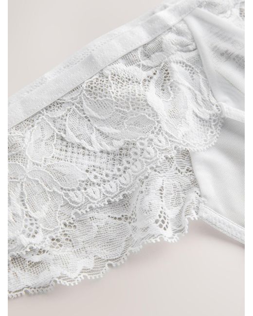 Lipsy White String