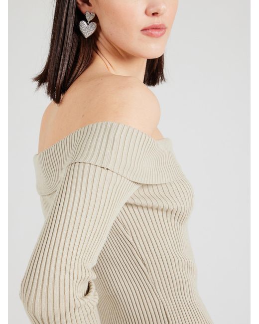 Studio Select White Pullover Greta