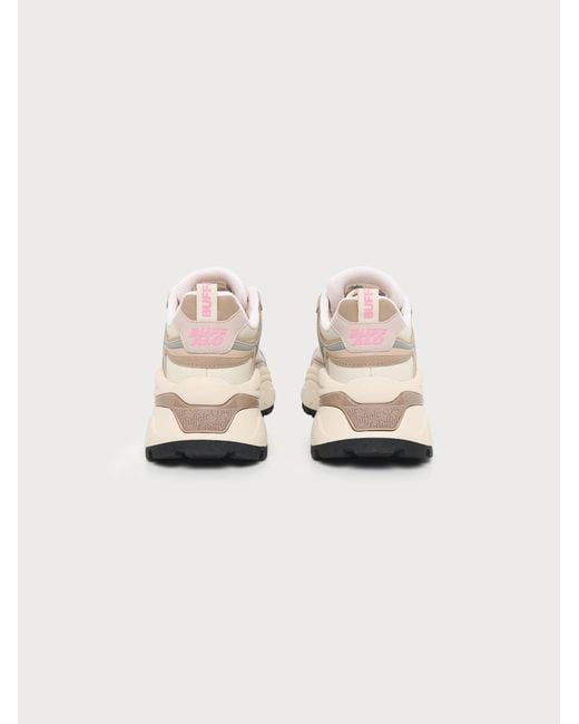 Buffalo White Sneaker Claw