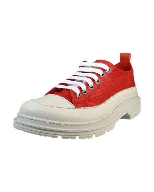 Art Red Sneaker