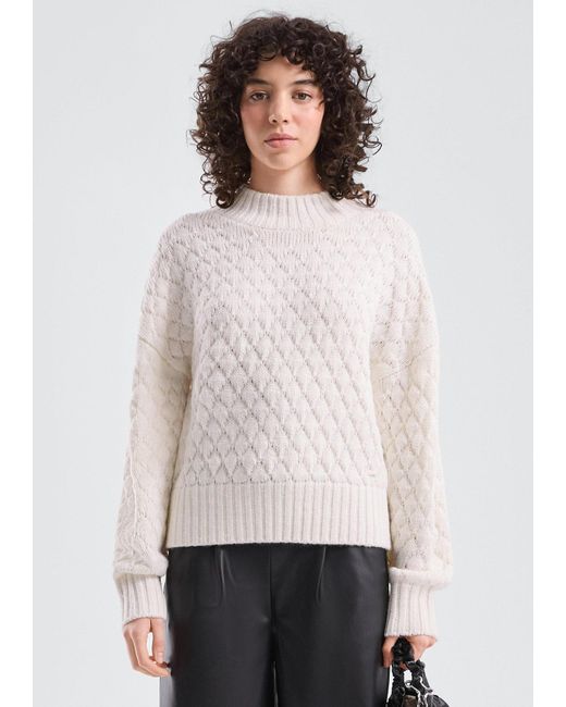 QS White Pullover