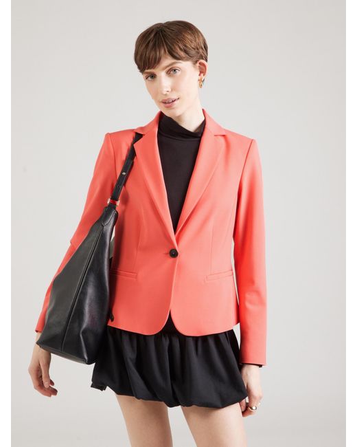 Comma, Red Blazer