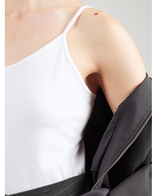 Gap White Top