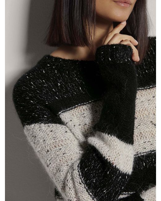 Madeleine Black Pullover