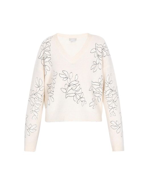 Usha White Pullover