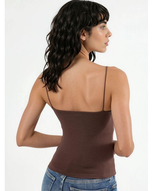 Busem Black Top