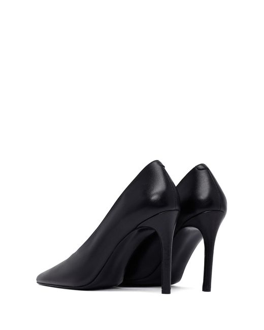 Derimod Blue Pumps