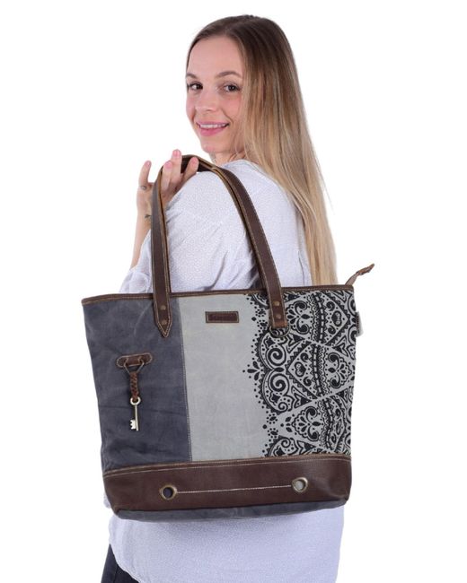 Sunsa Gray Shopper
